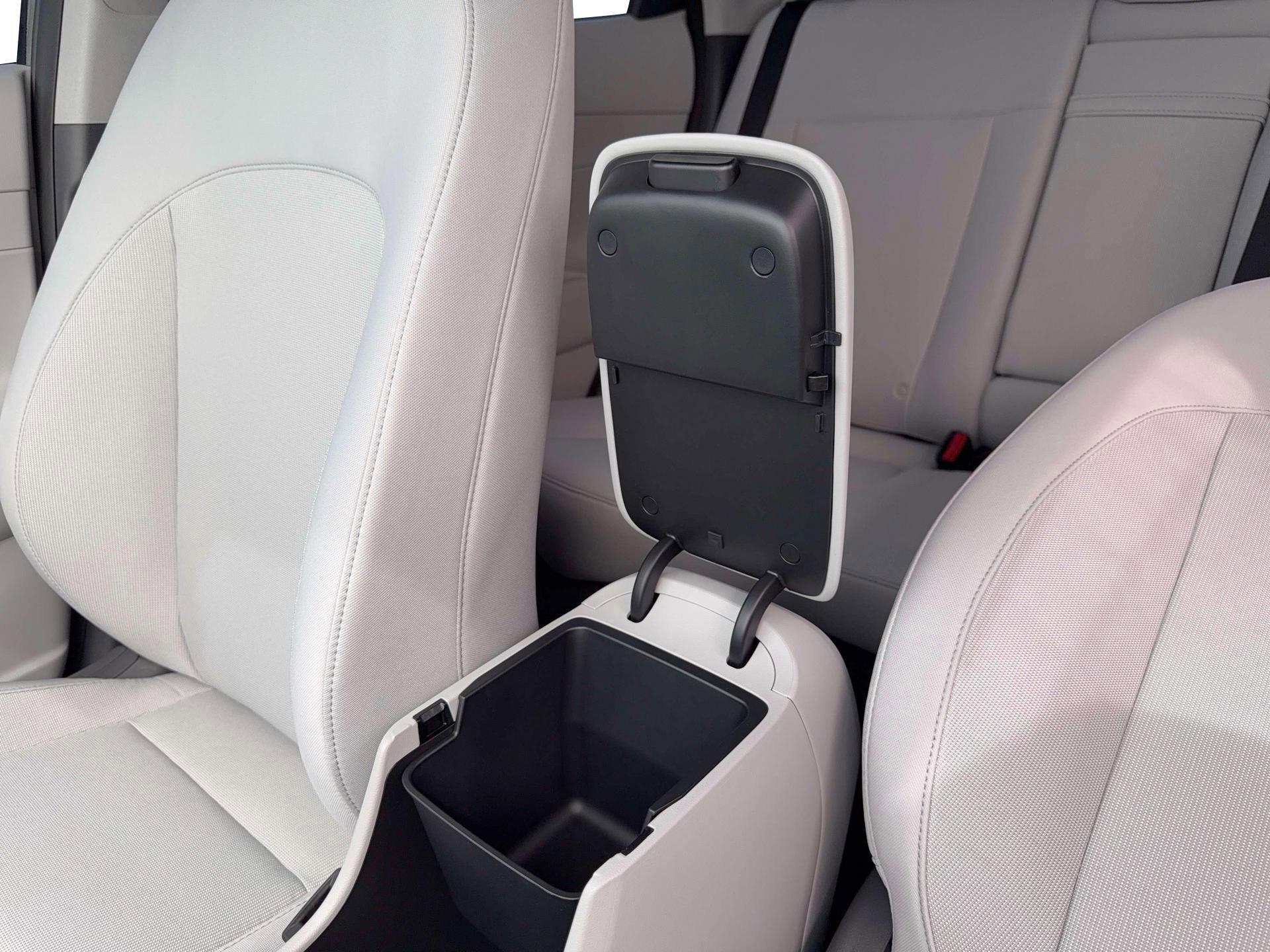 New 2026 Abyss Black Pearl Hyundai SEL Sport FWD image 38