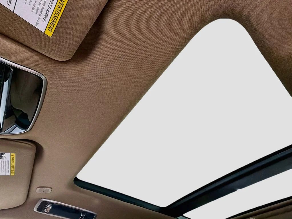 New 2026 Fuji White Land Rover SE 7 Seats image 23