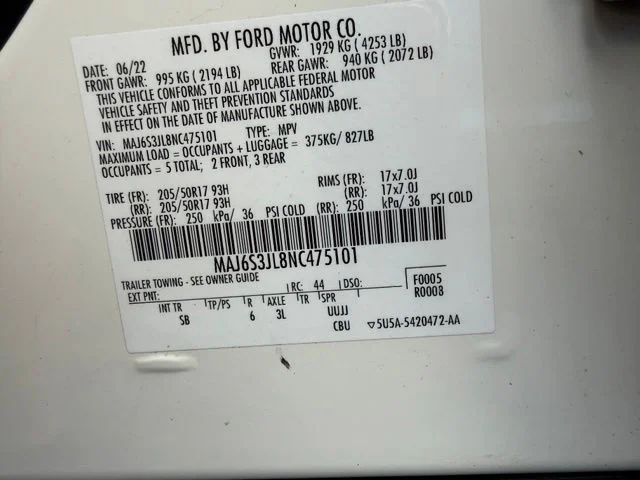 Used 2022 White Ford SES image 47
