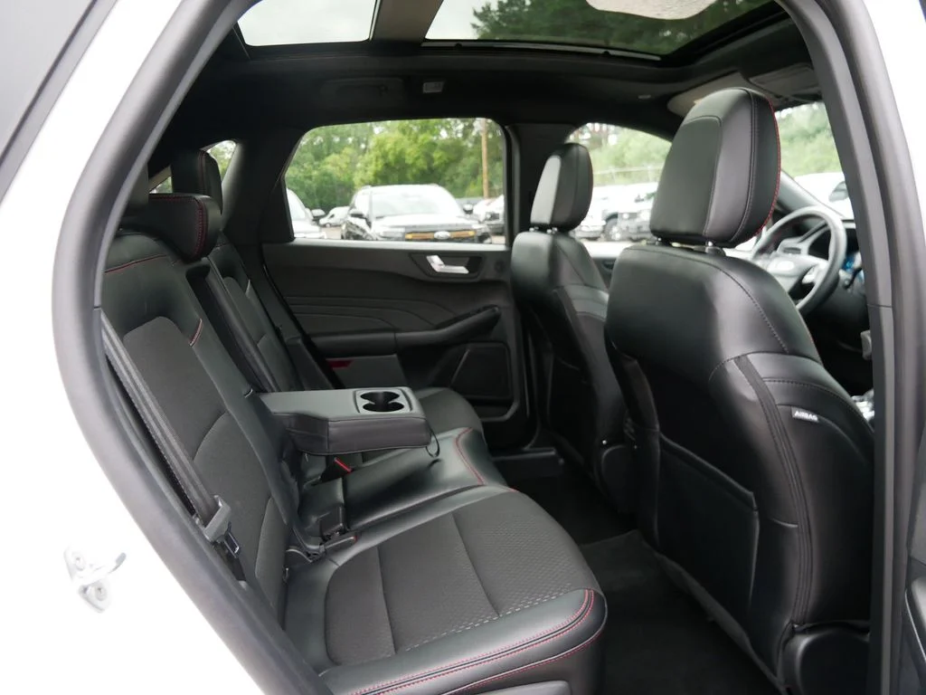 Used 2025 White Ford ST-Line Select image 9