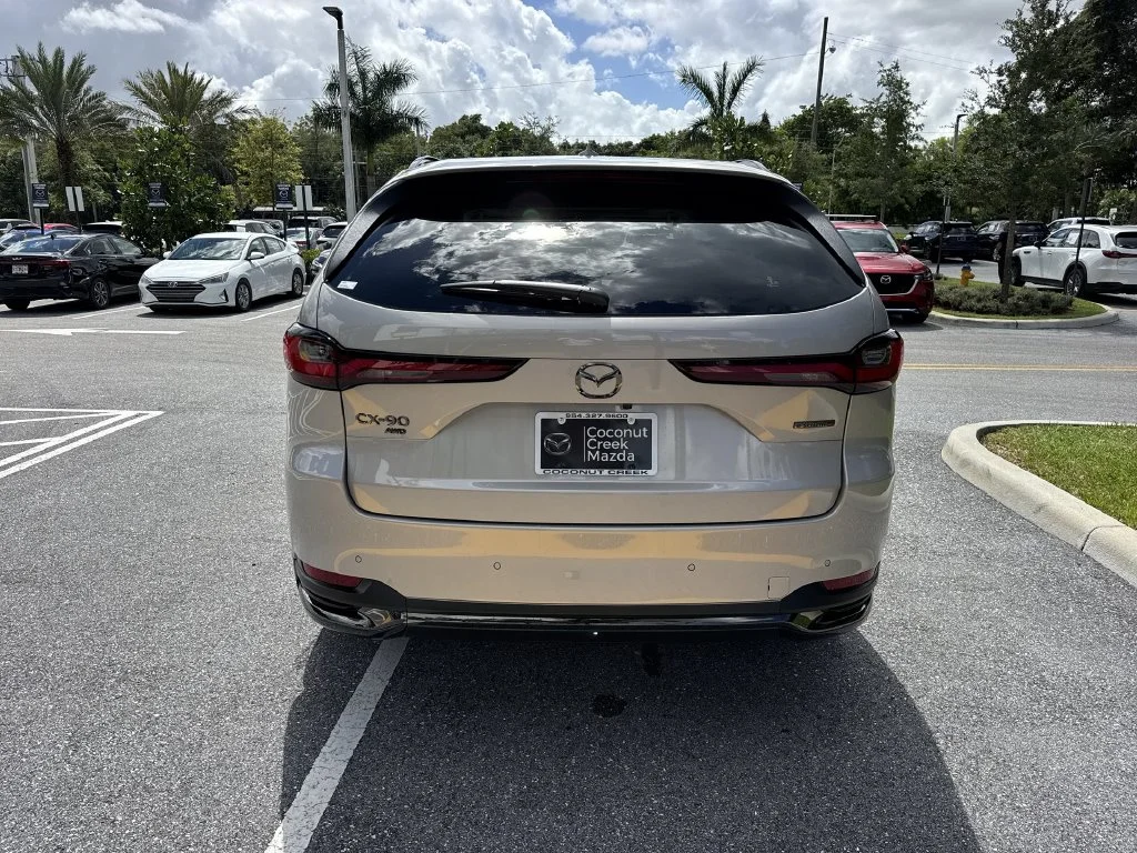New 2026 Platinum Quartz Mazda 3.3 Turbo S Premium image 2