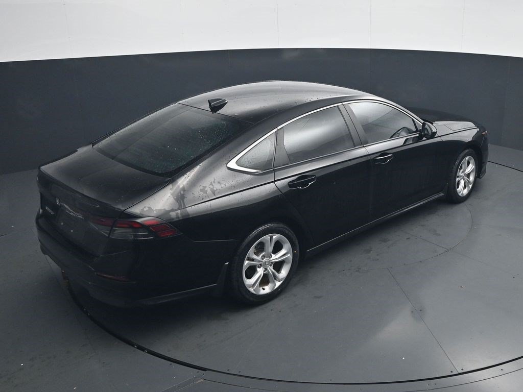 Certified Used 2025 Crystal Black Pearl Honda LX image 33