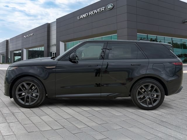 New 2026 Santorini Black Land Rover Dynamic SE image 2