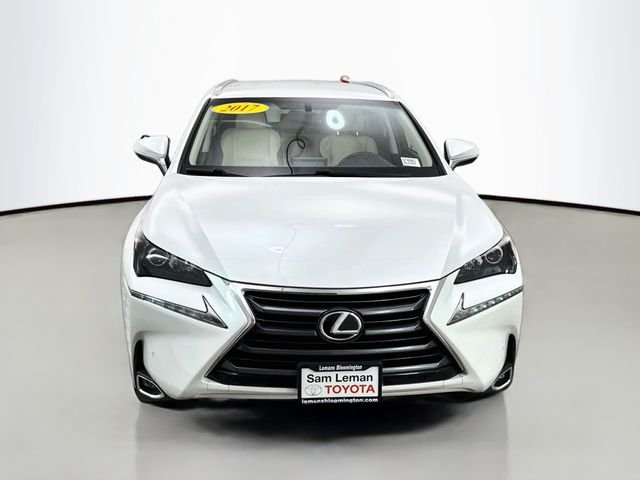 Used 2017  Lexus 200t image 2