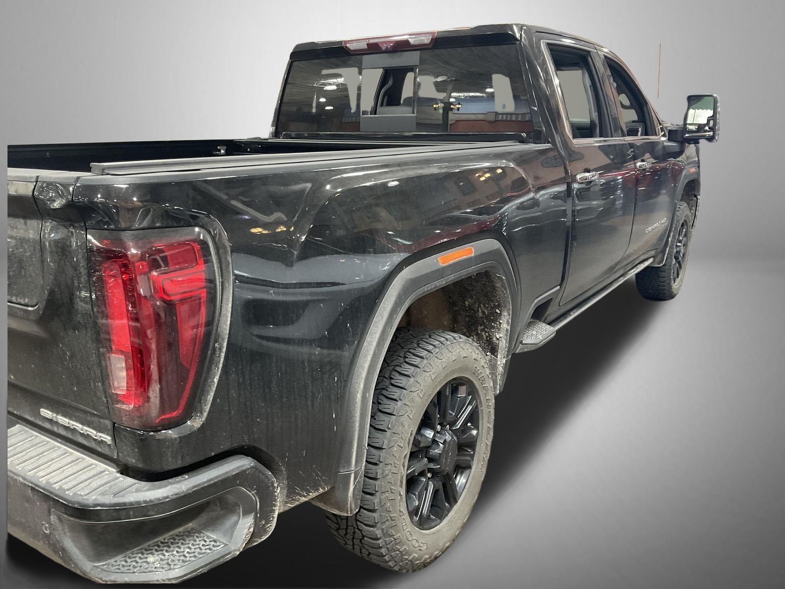 Used 2022 Black GMC Denali image 3