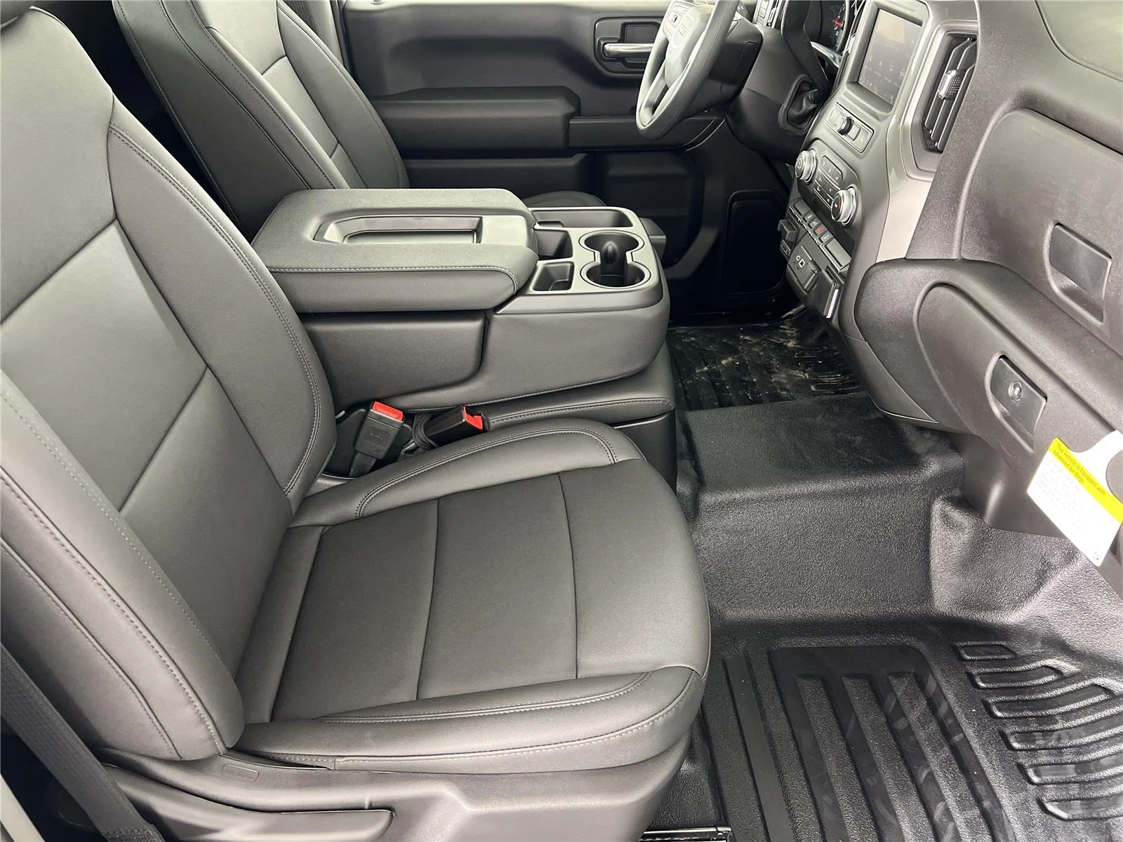 New 2026 Summit White GMC Pro image 9