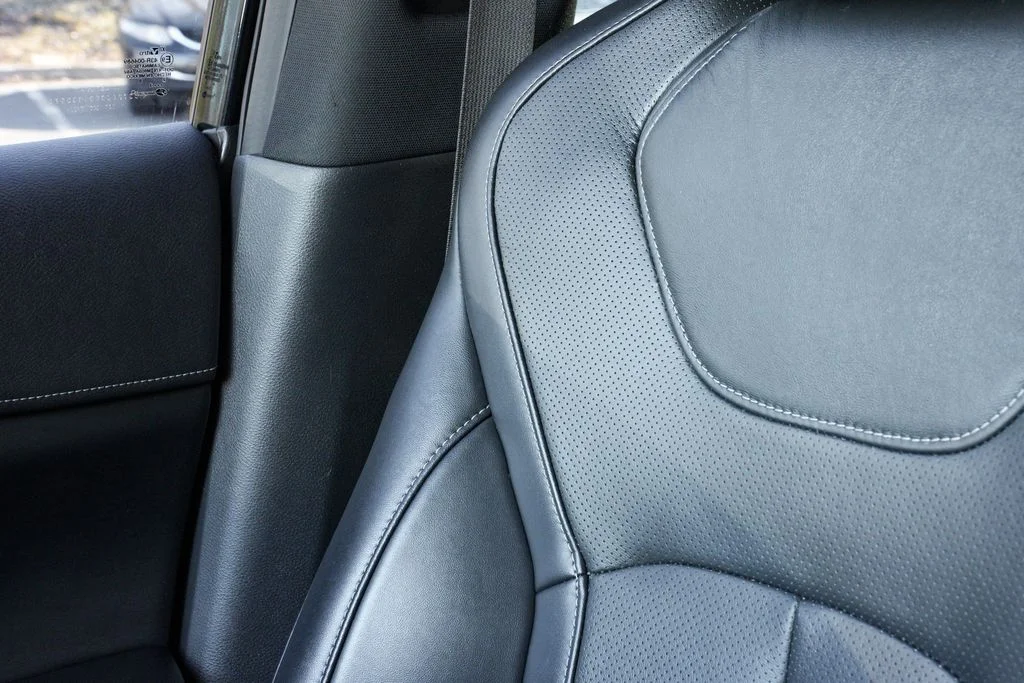 Used 2023 Black INFINITI Sensory image 35