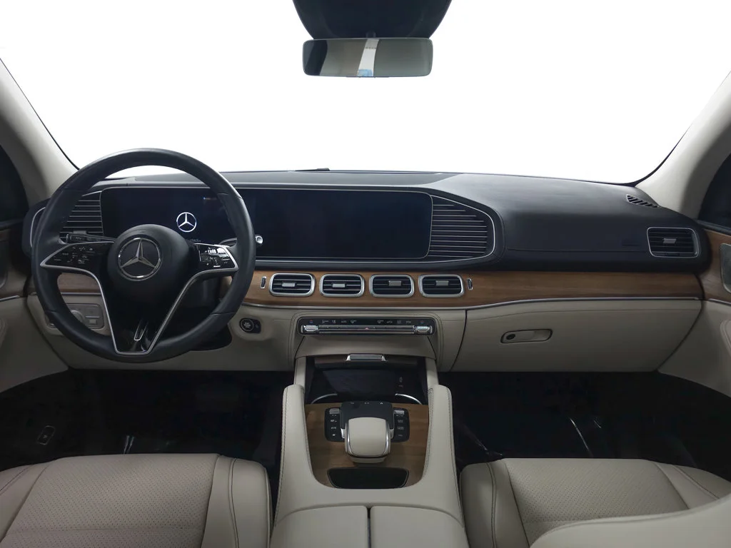 Used 2024 Emerald Green Metallic Mercedes-Benz GLE 450 image 25