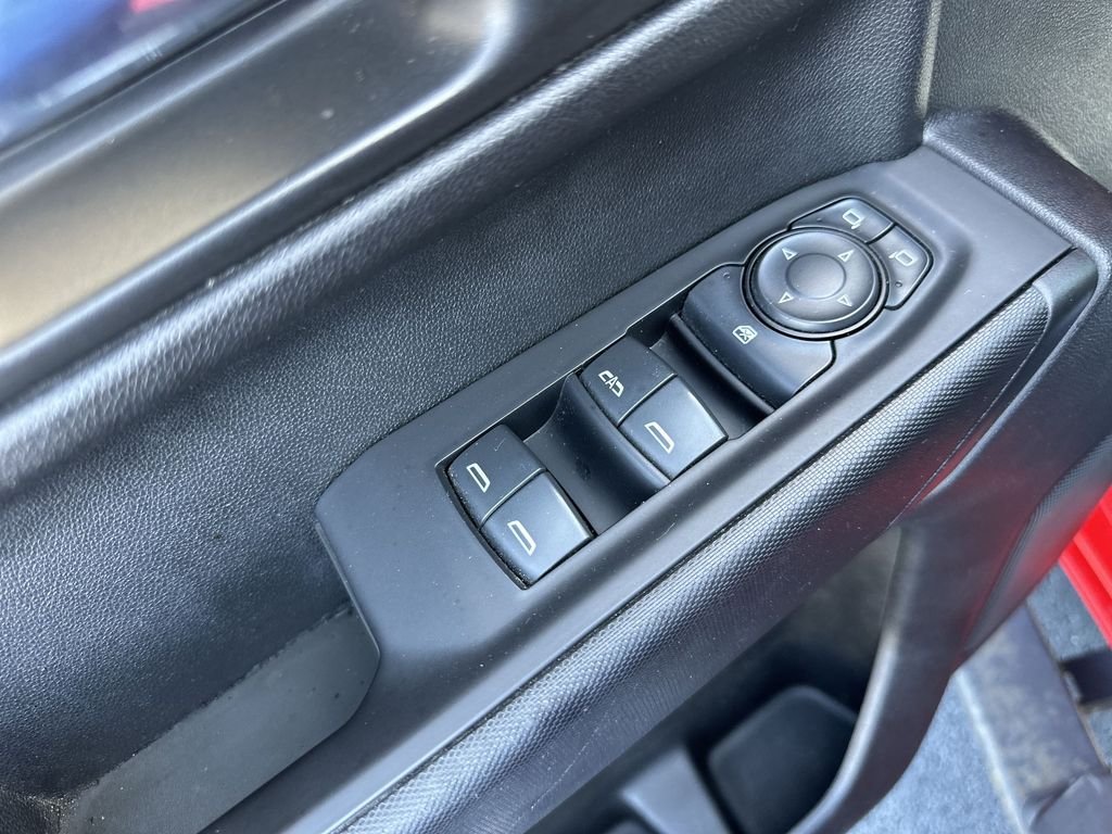 Used 2021 Red Chevrolet Custom image 19