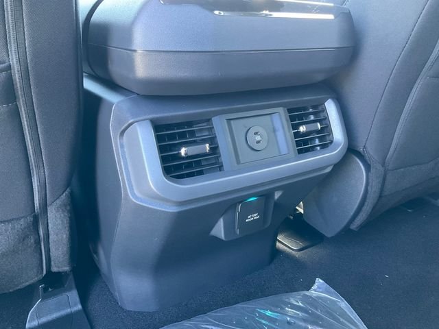 New 2026 Carbonized Gray Metallic Ford XLT image 19