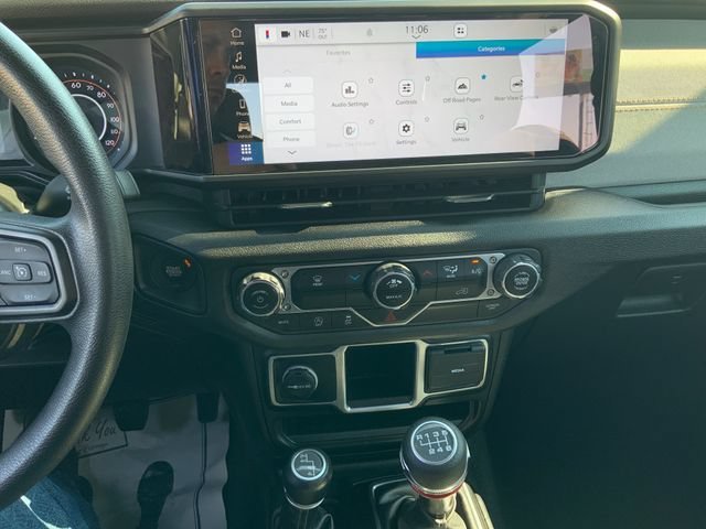 Used 2024 White Jeep Sport image 22