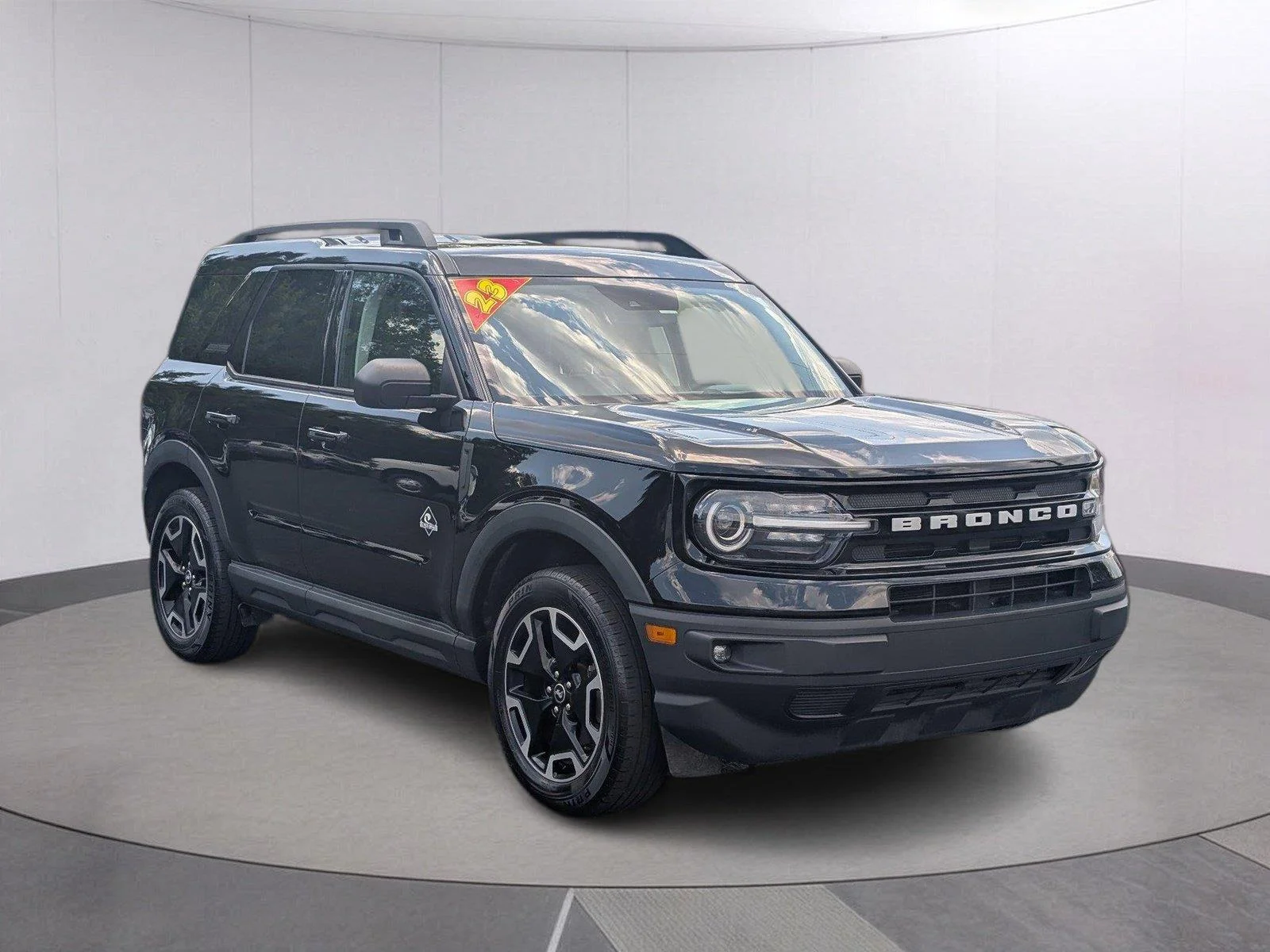 Used 2023 Shadow Black Ford Outer Banks image 8