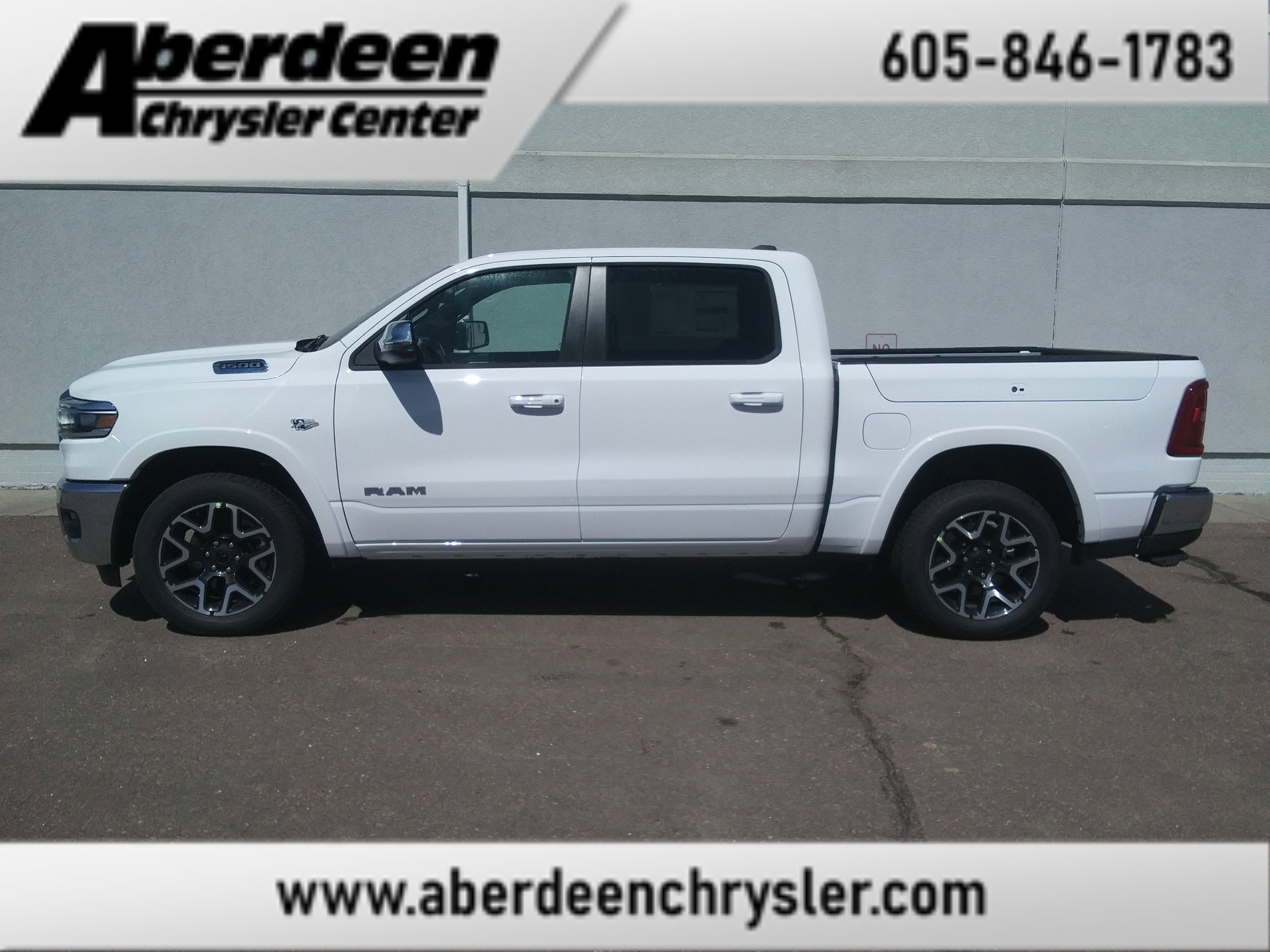 2026 RAM 1500 Laramie 4x4 Crew Cab 5'7's photo