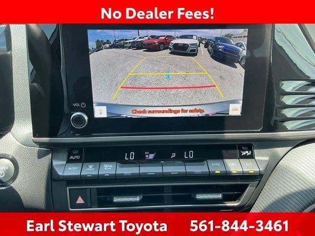 Certified Used 2025 PRECIOUS METAL Toyota  image 32