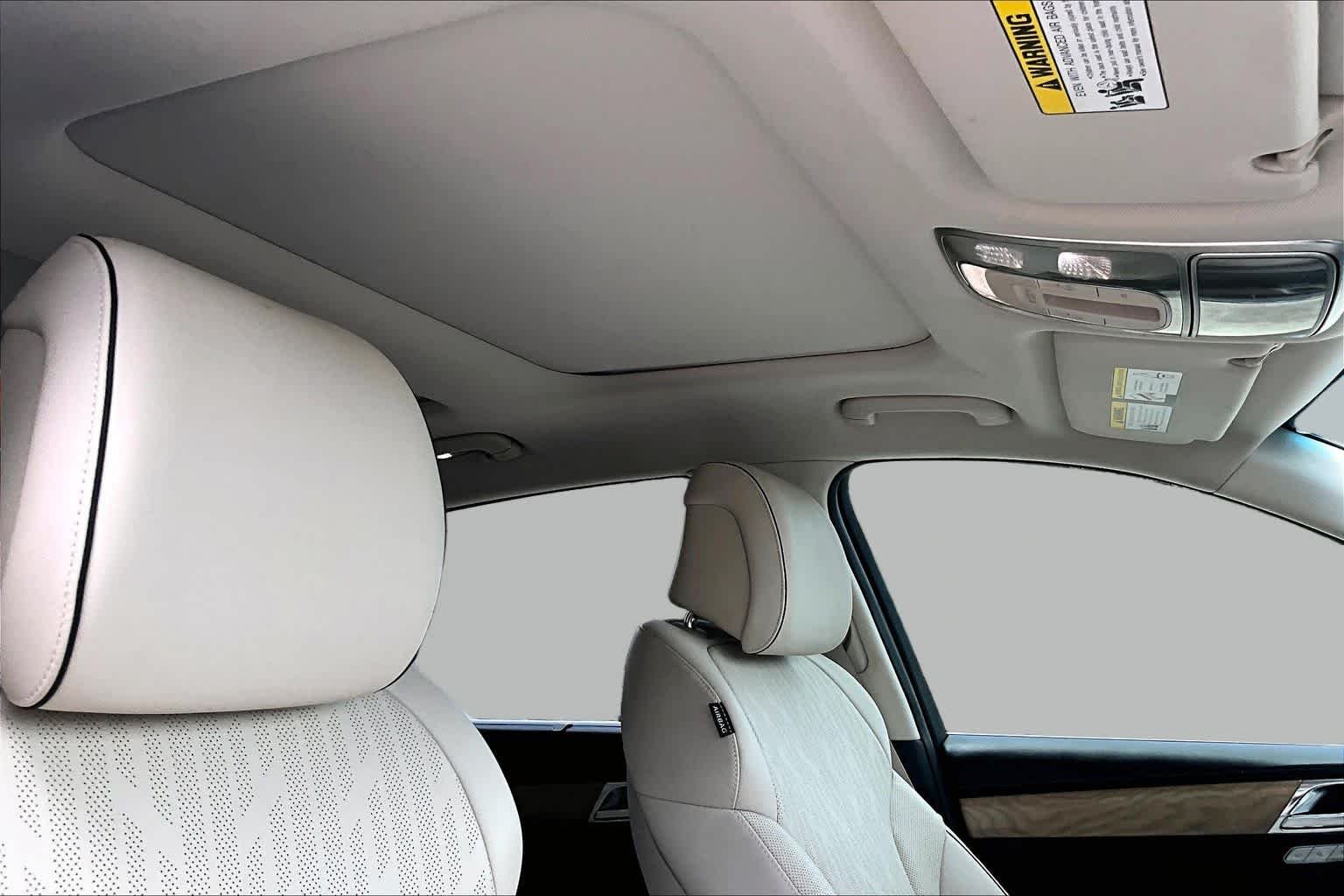 Used 2021 Himalayan Gray Genesis  image 14