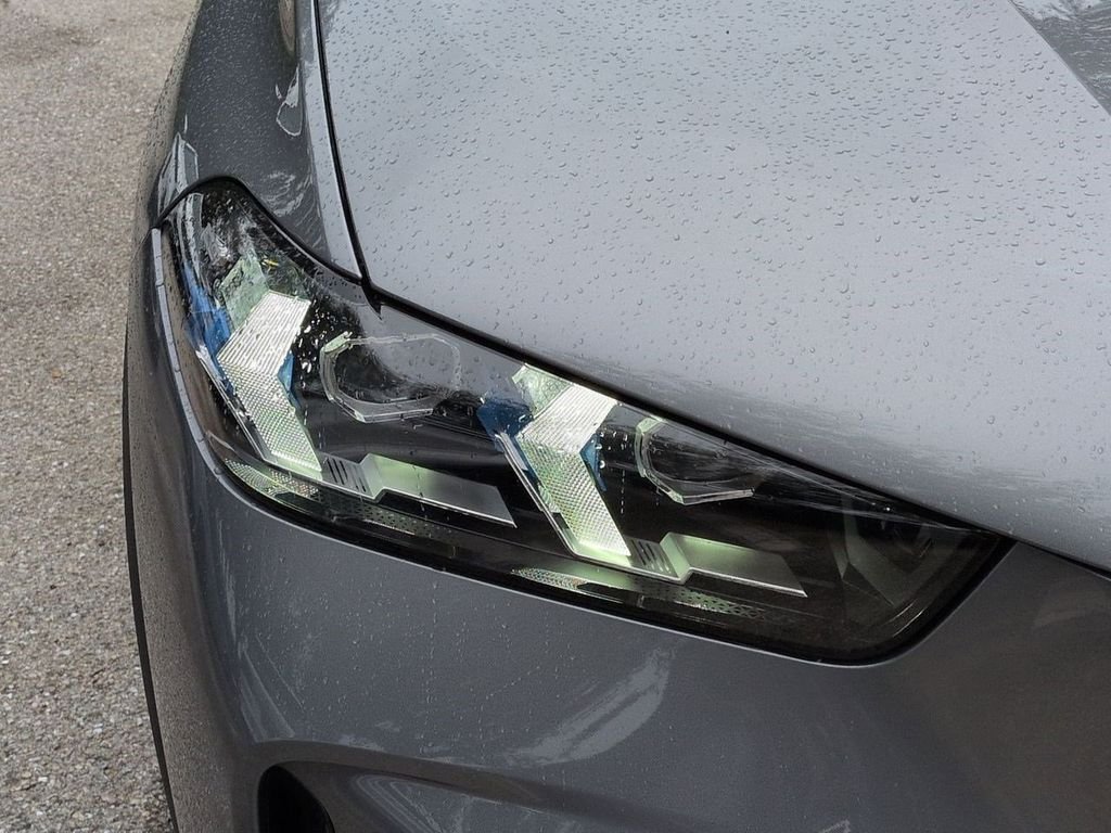 New 2026 Skyscraper Grey Metallic BMW xDrive40i image 10