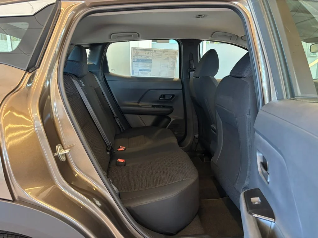 New 2026 Canyon Bronze Metallic Nissan S image 24