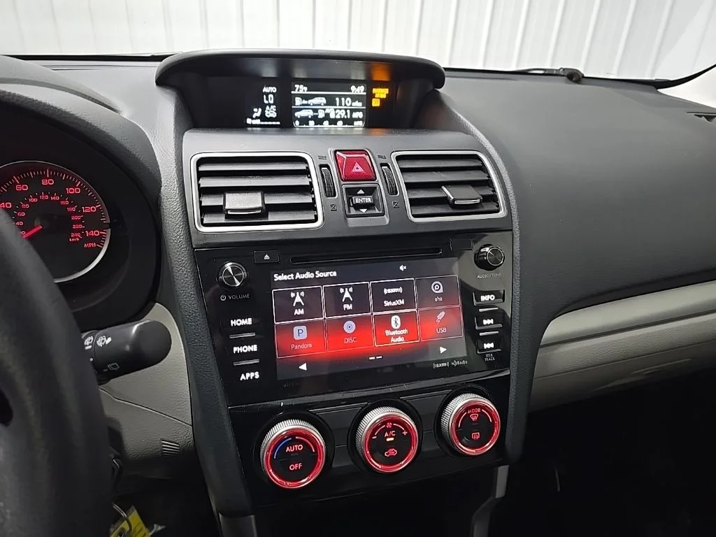 Used 2017 Ice Silver Metallic Subaru 2.5i Premium image 27