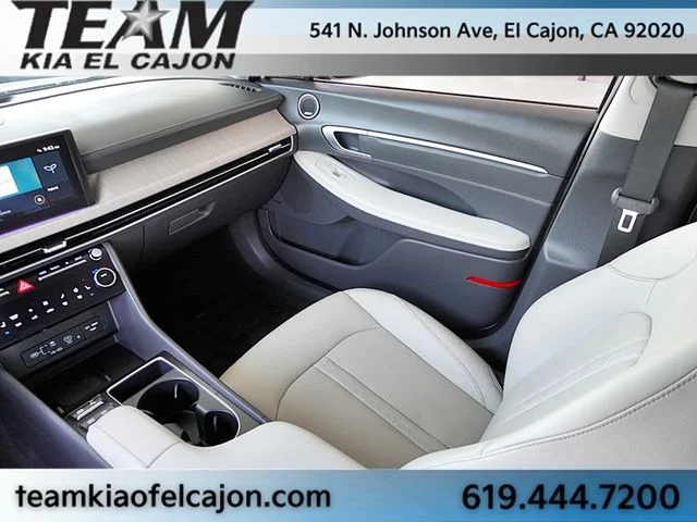 Used 2024 White Hyundai Limited image 22