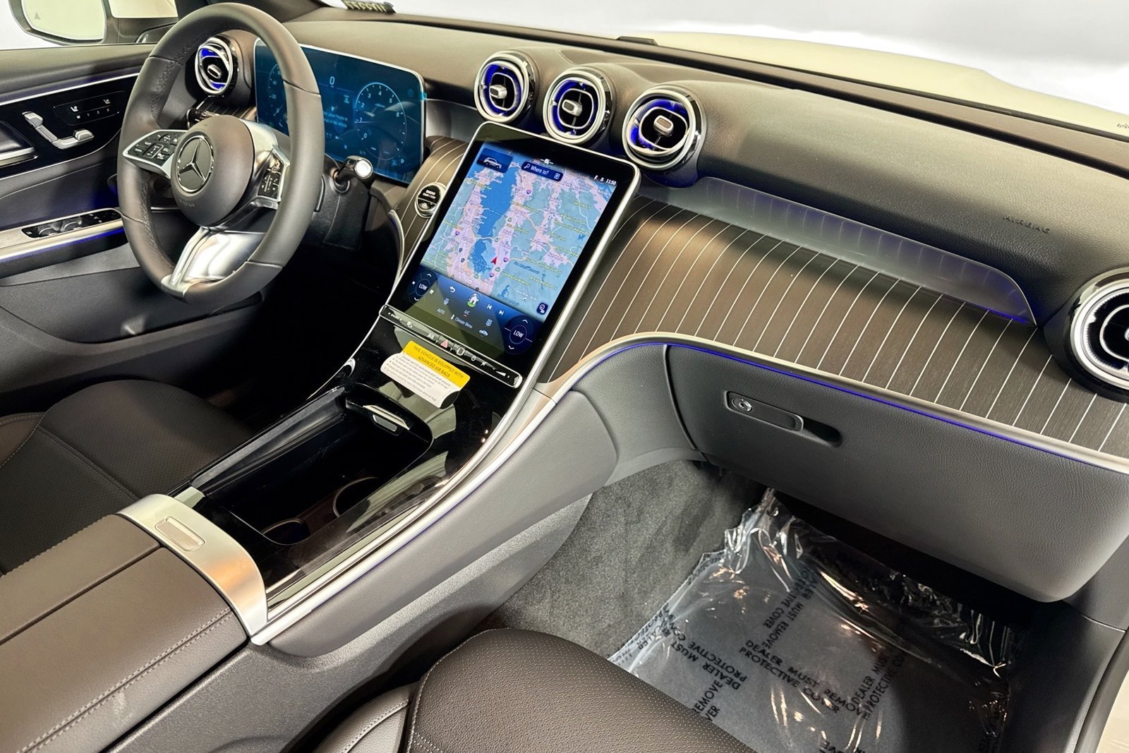 New 2026 Polar White Mercedes-Benz GLC 300 image 27