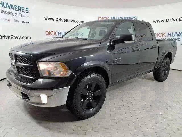 2016 RAM 1500 Outdoorsman 4x4 Crew Cab 5'7's photo