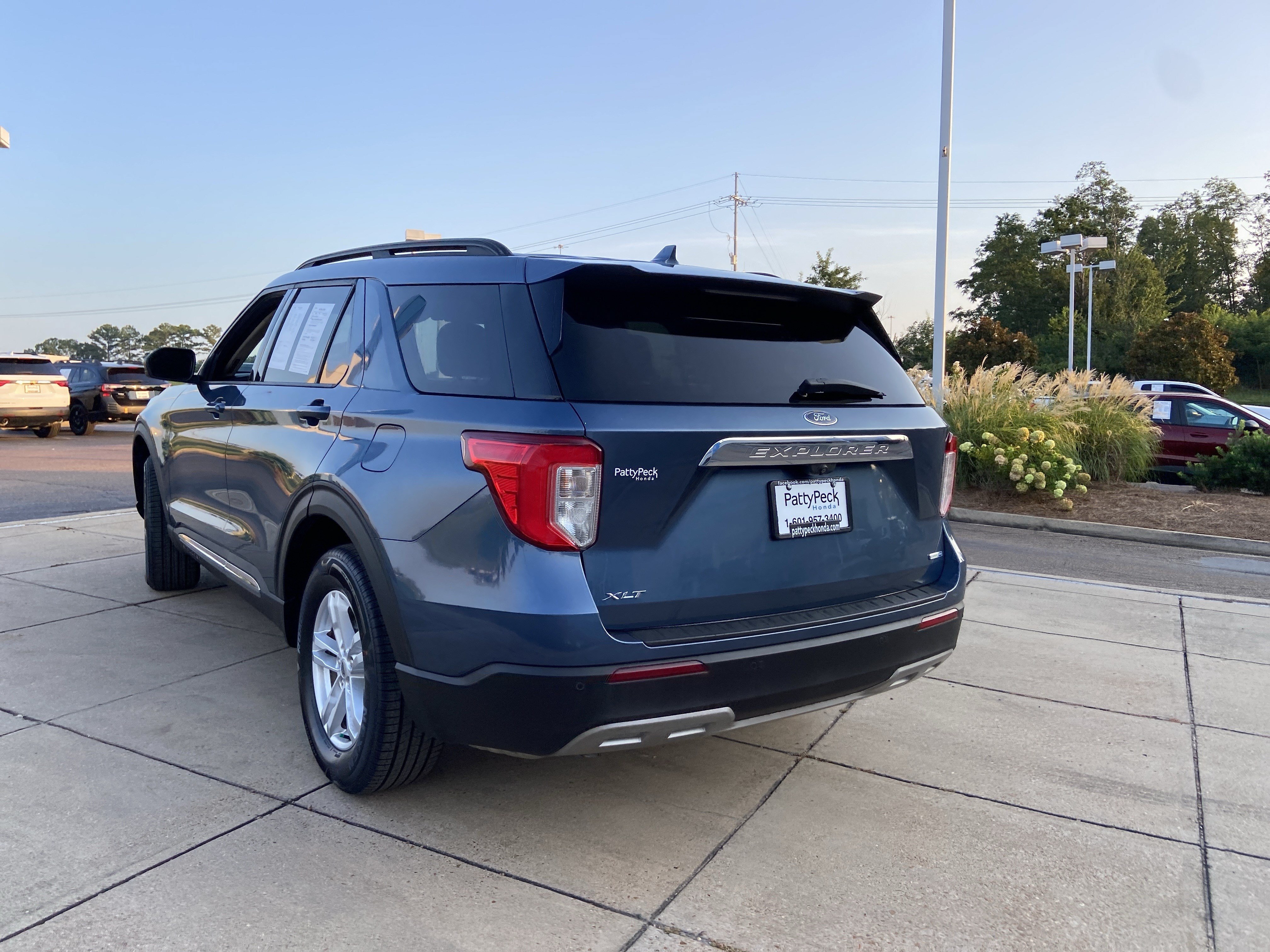 Used 2020 Blue Metallic Ford XLT image 9