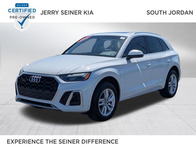 2022 Audi Q5 S line Premium