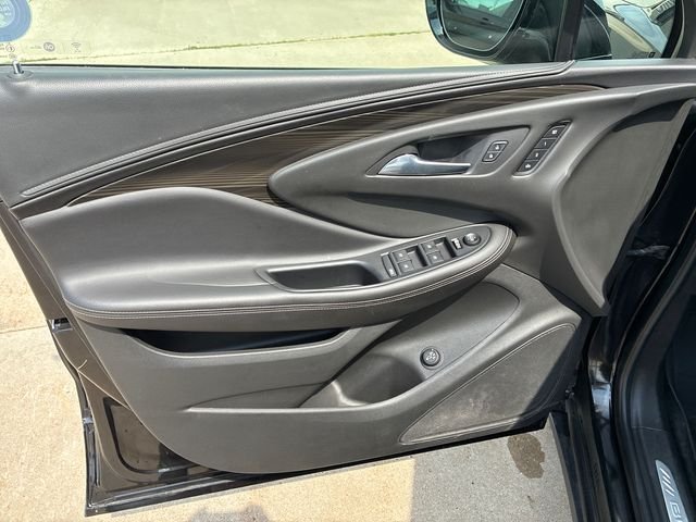 Used 2019 Black Buick Essence image 20