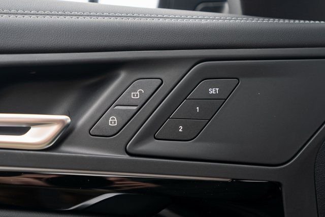 2026 BMW X1 28i - Photo 18