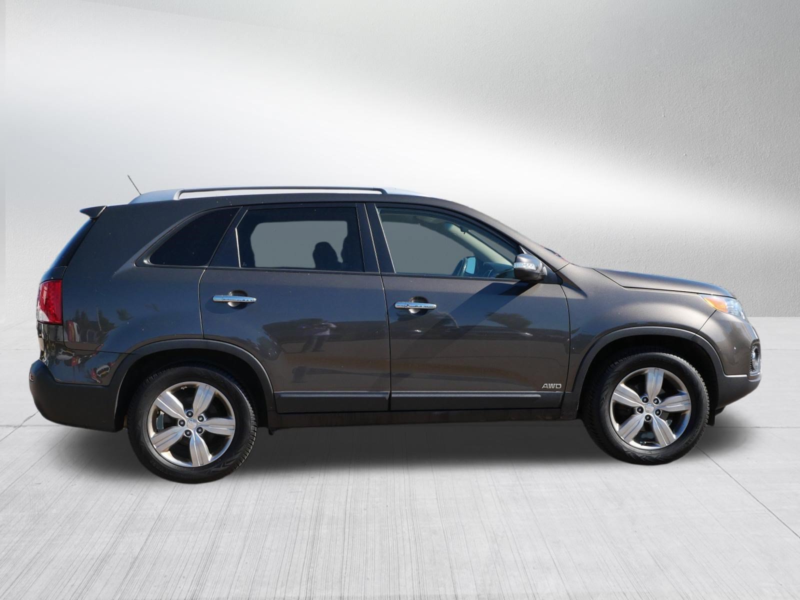 Used 2013 Metal Bronze Kia EX image 8