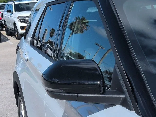 New 2026 Space White Metallic Ford Platinum™ image 12