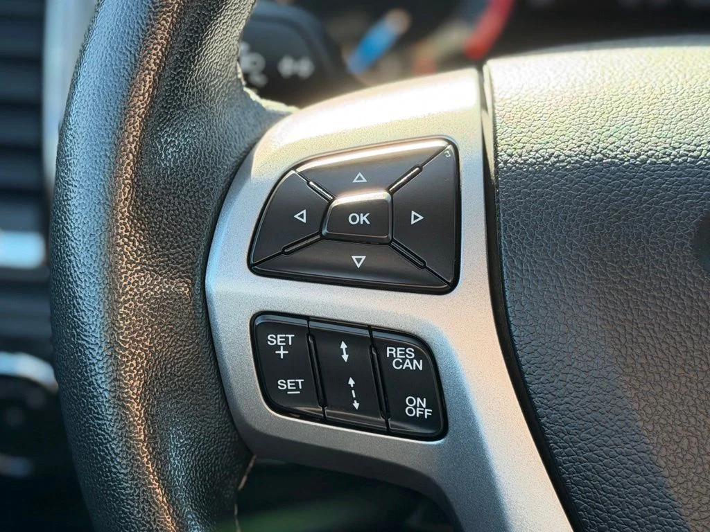 Used 2022 Green Ford XLT image 8