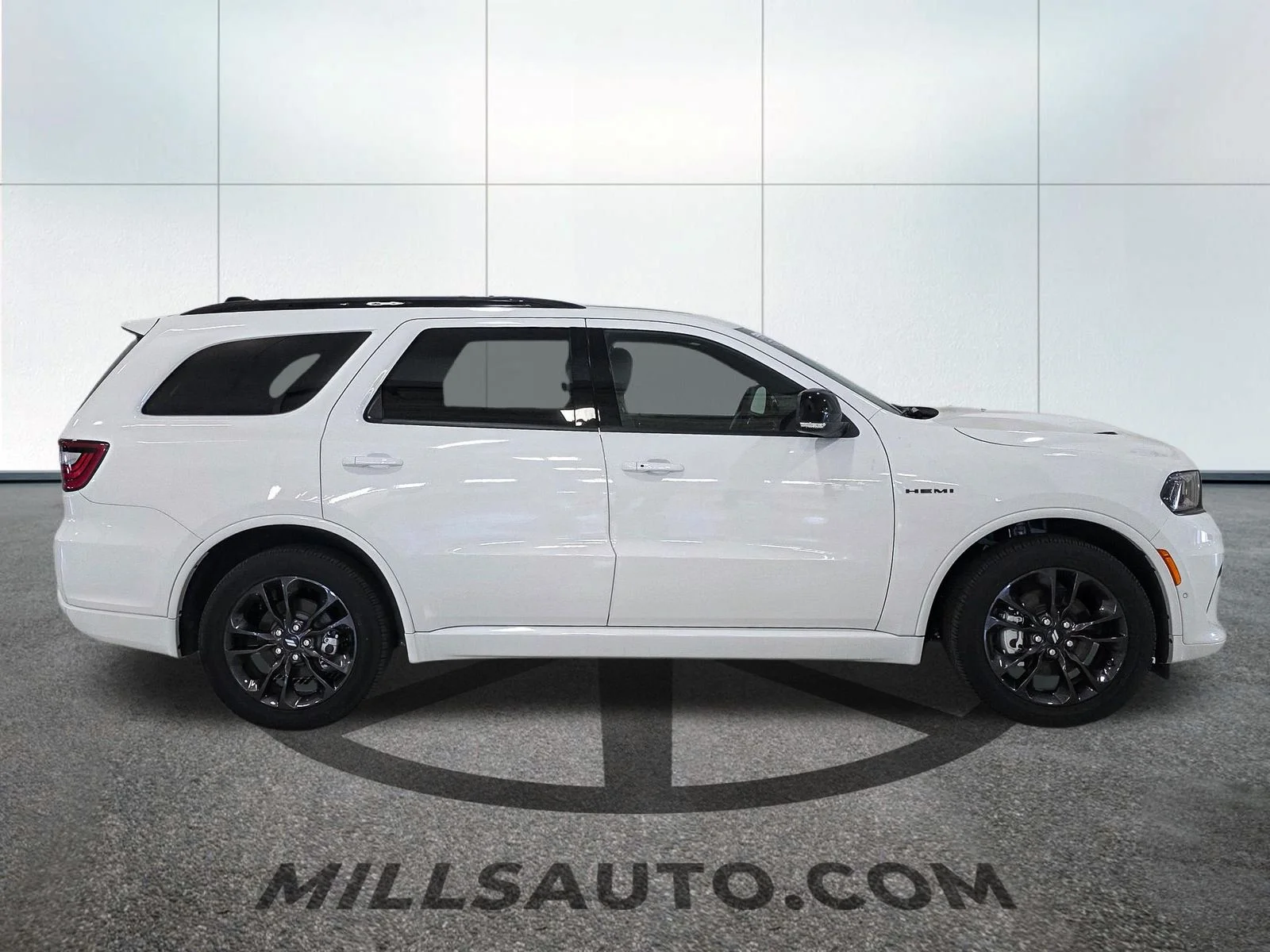 2025 Dodge Durango R/T - Photo 9