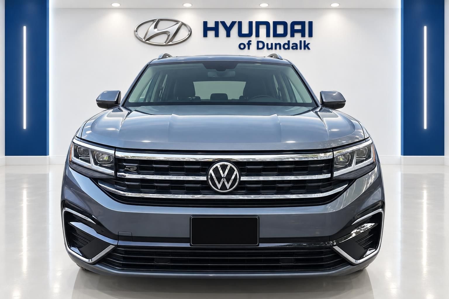 Used 2021 Gray Volkswagen 3.6L V6 SE w/Technology R-Line image 5