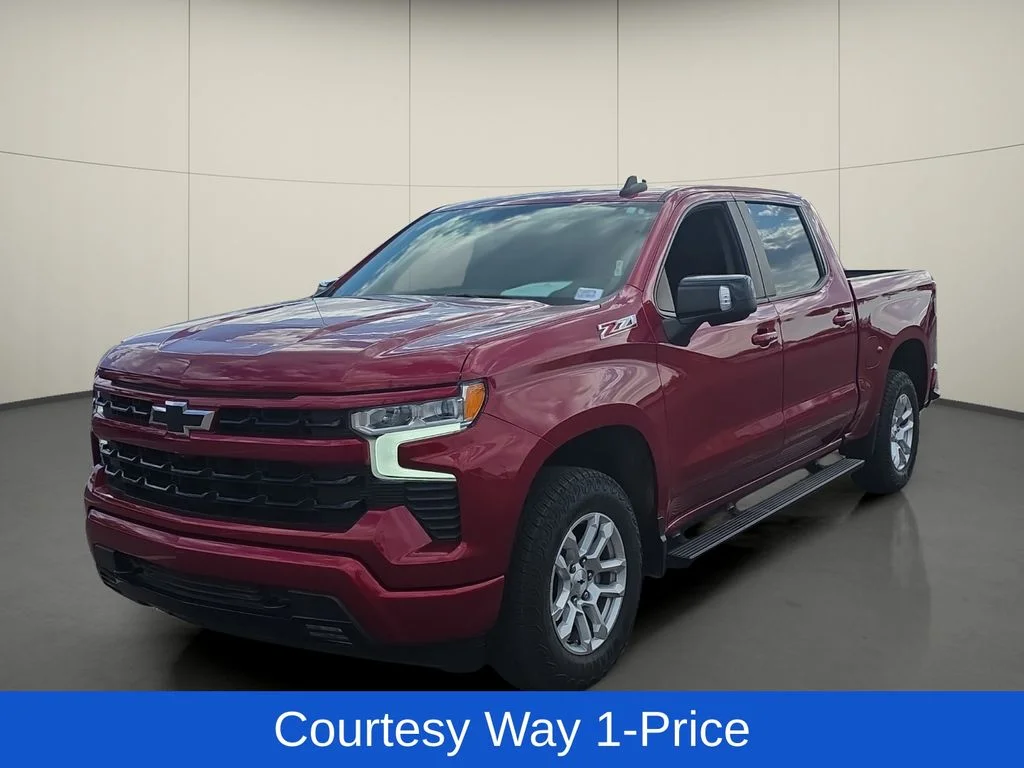 Used 2023 Red Chevrolet RST image 4
