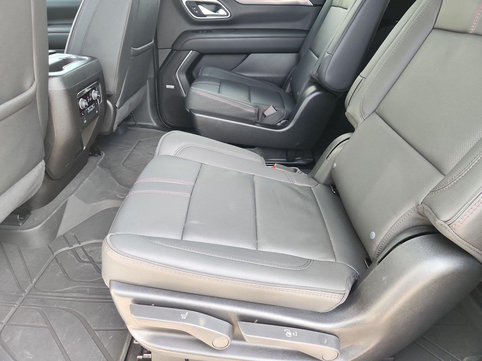2024 Chevrolet Suburban RST - Photo 26