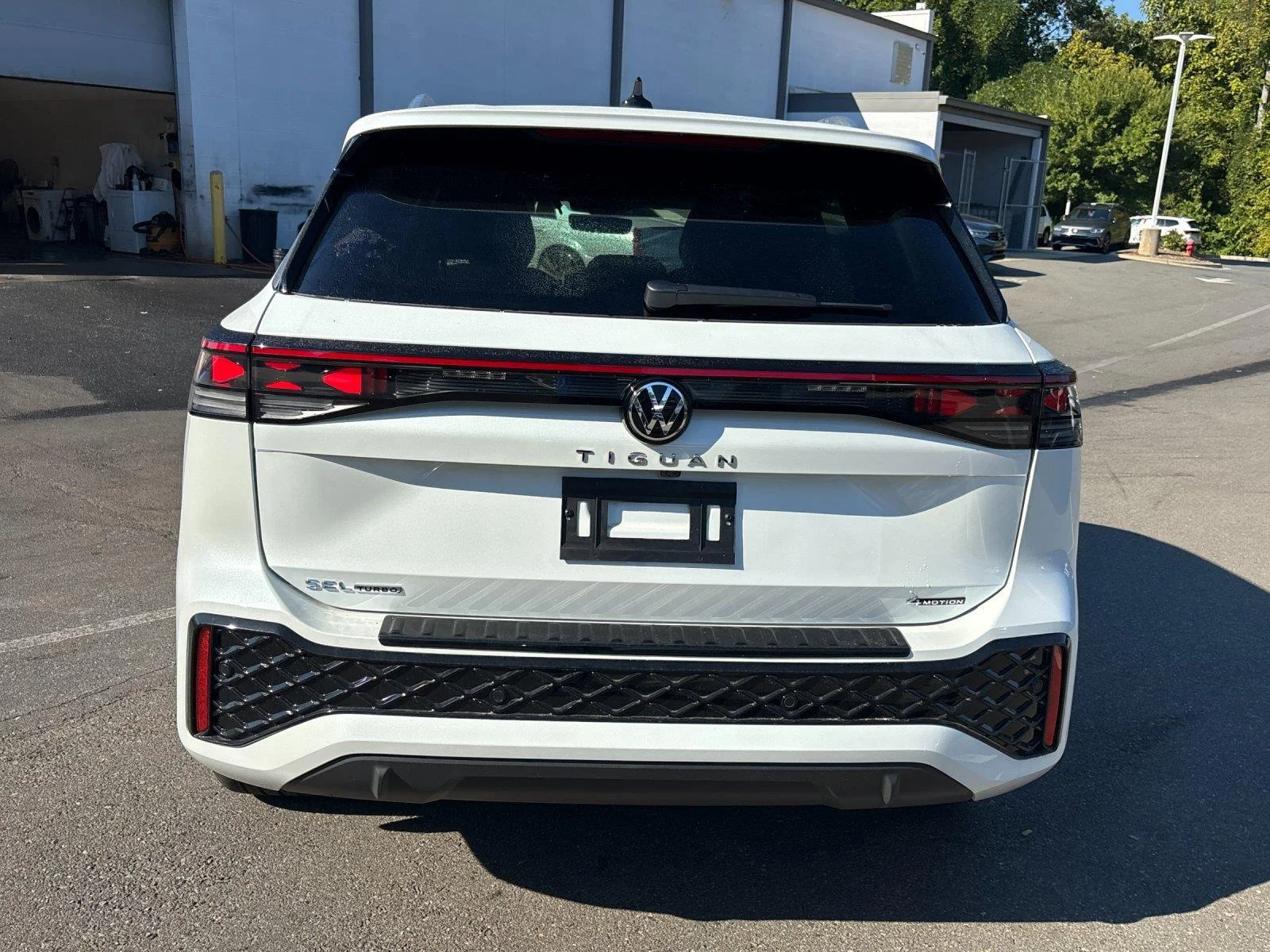 New 2026 Opal White Pearl Volkswagen SEL R-Line Turbo image 4