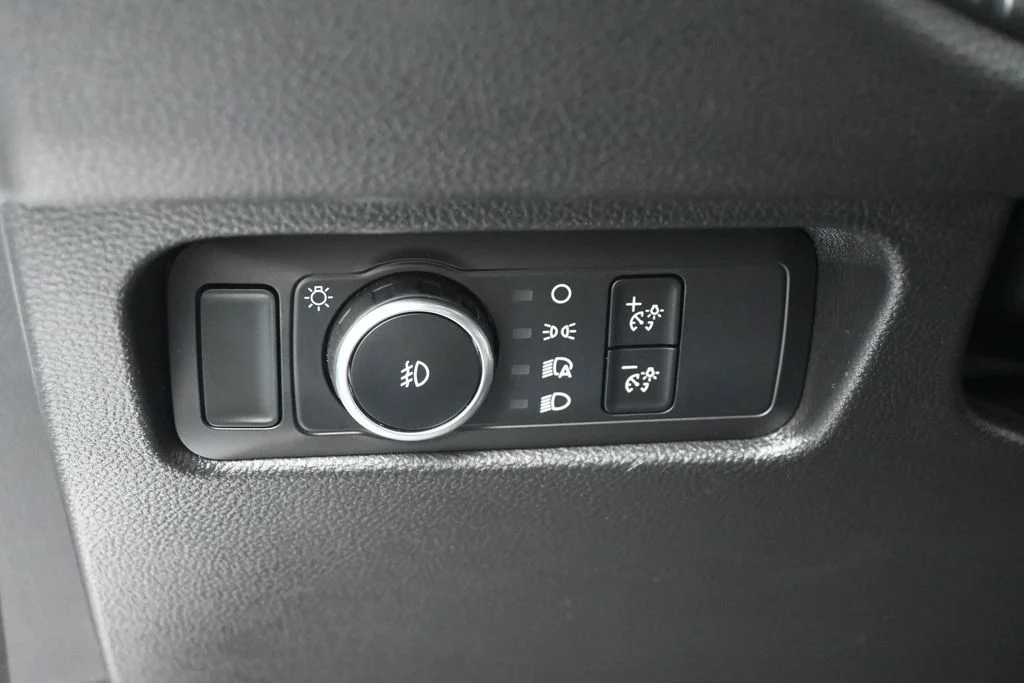 Certified Used 2025 White Ford XL image 11