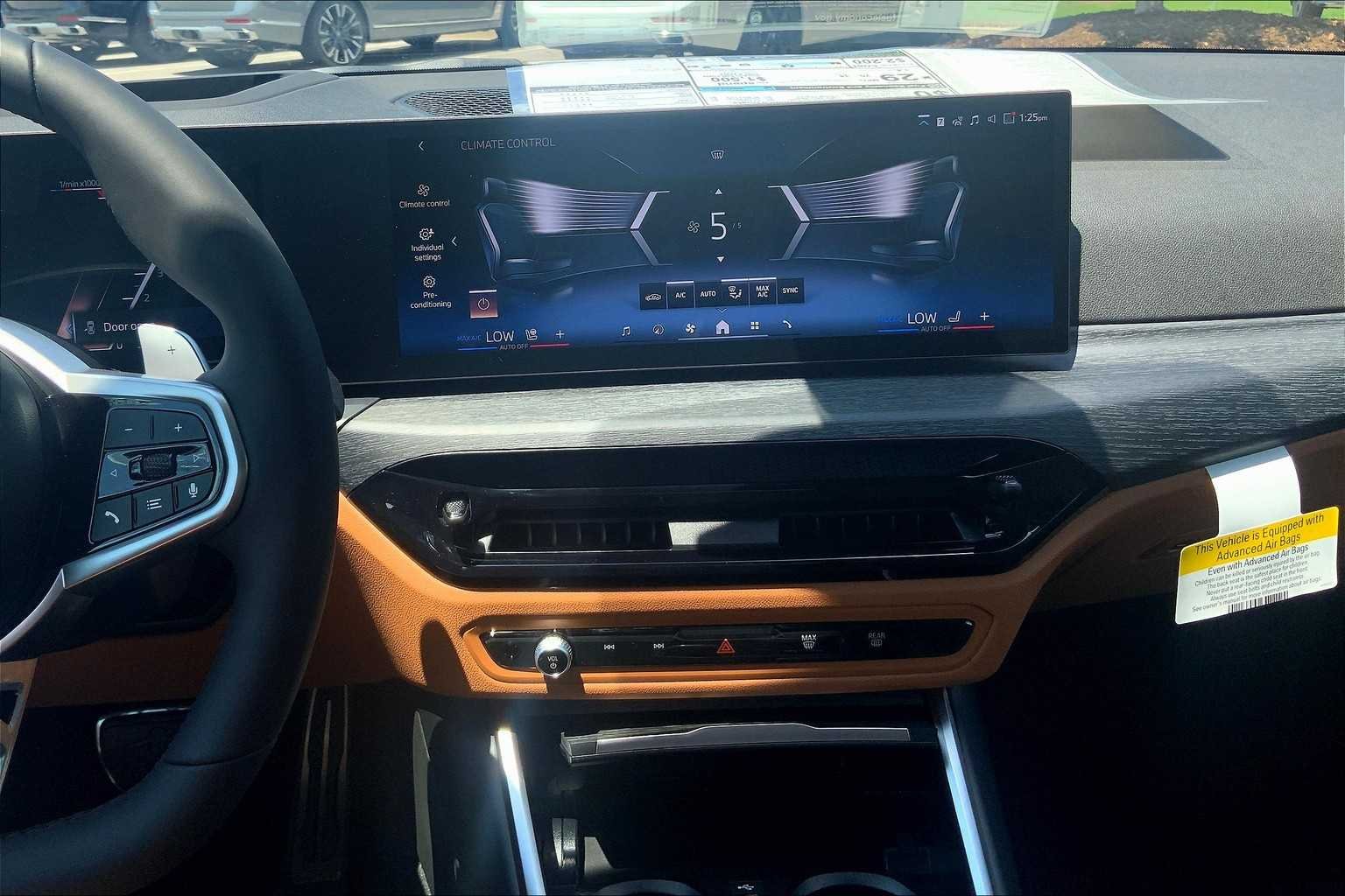 2025 BMW 3 Series 330i - Photo 6