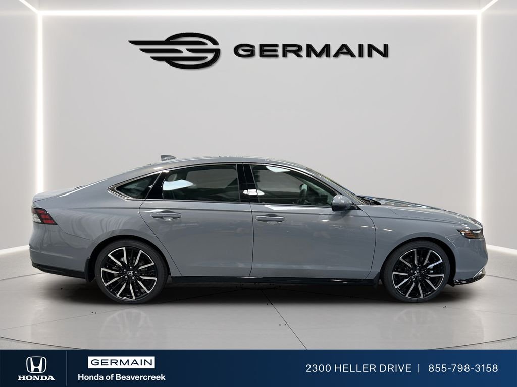 New 2026 Urban Gray Pearl Honda Touring image 8