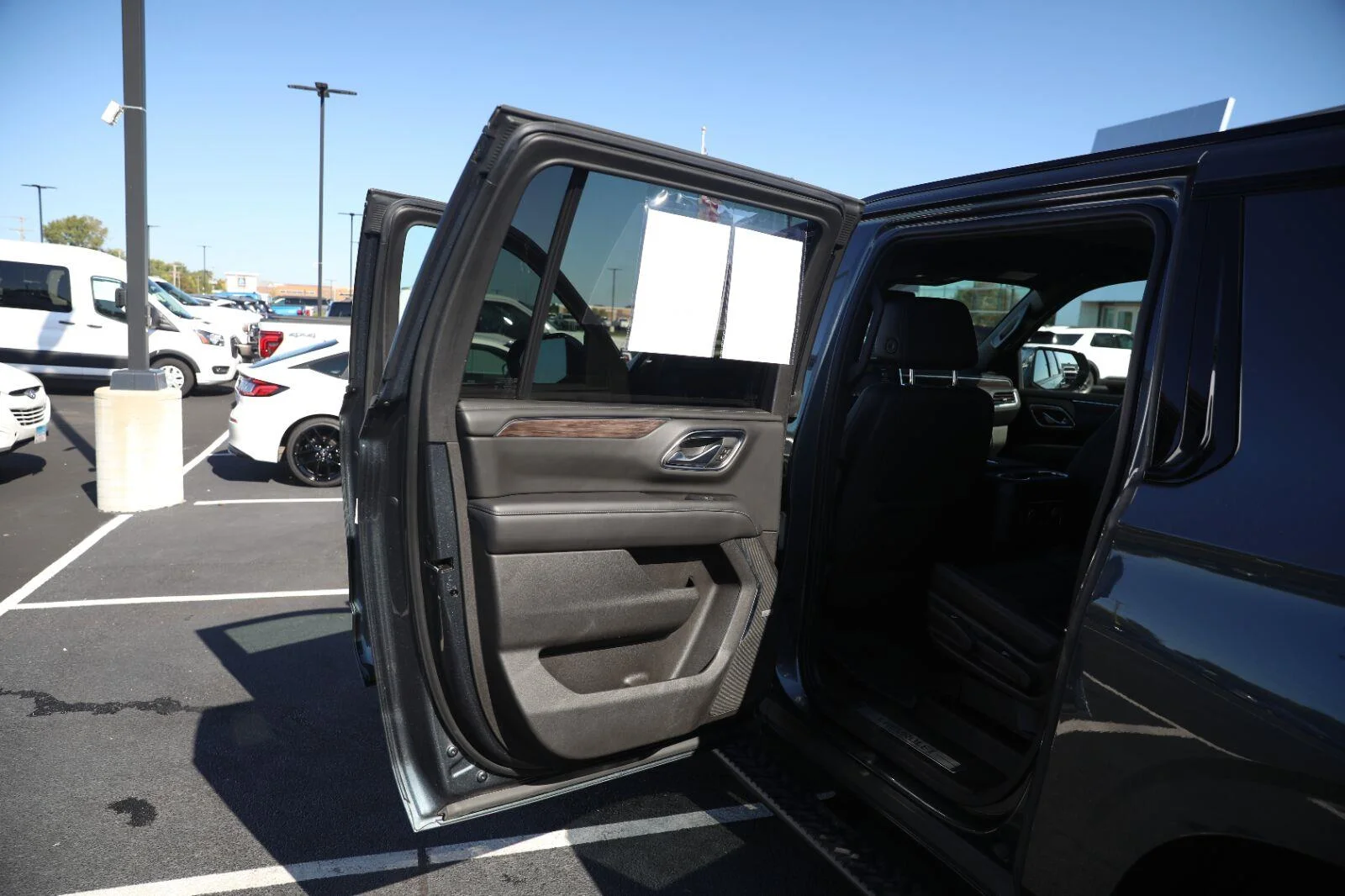 Used 2021 Shadow Gray Metallic Chevrolet Z71 image 22
