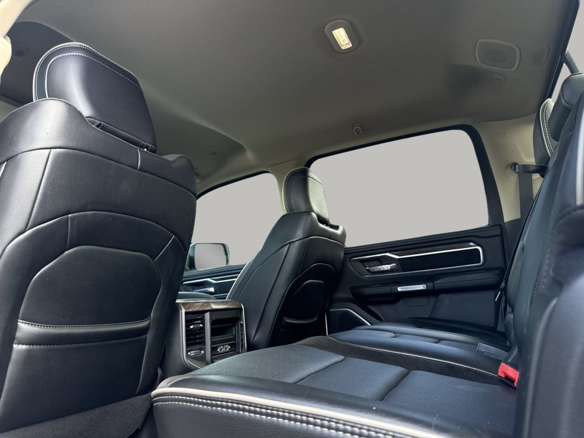 Used 2020 Bright White Clearcoat Ram Laramie image 12