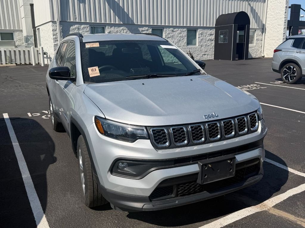 2025 Jeep Compass Latitude 4X4's photo