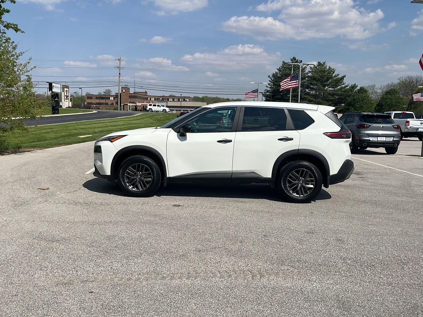 Used 2023 Nissan Rogue S with VIN 5N1BT3AB6PC804406 for sale in Crawfordsville, IN