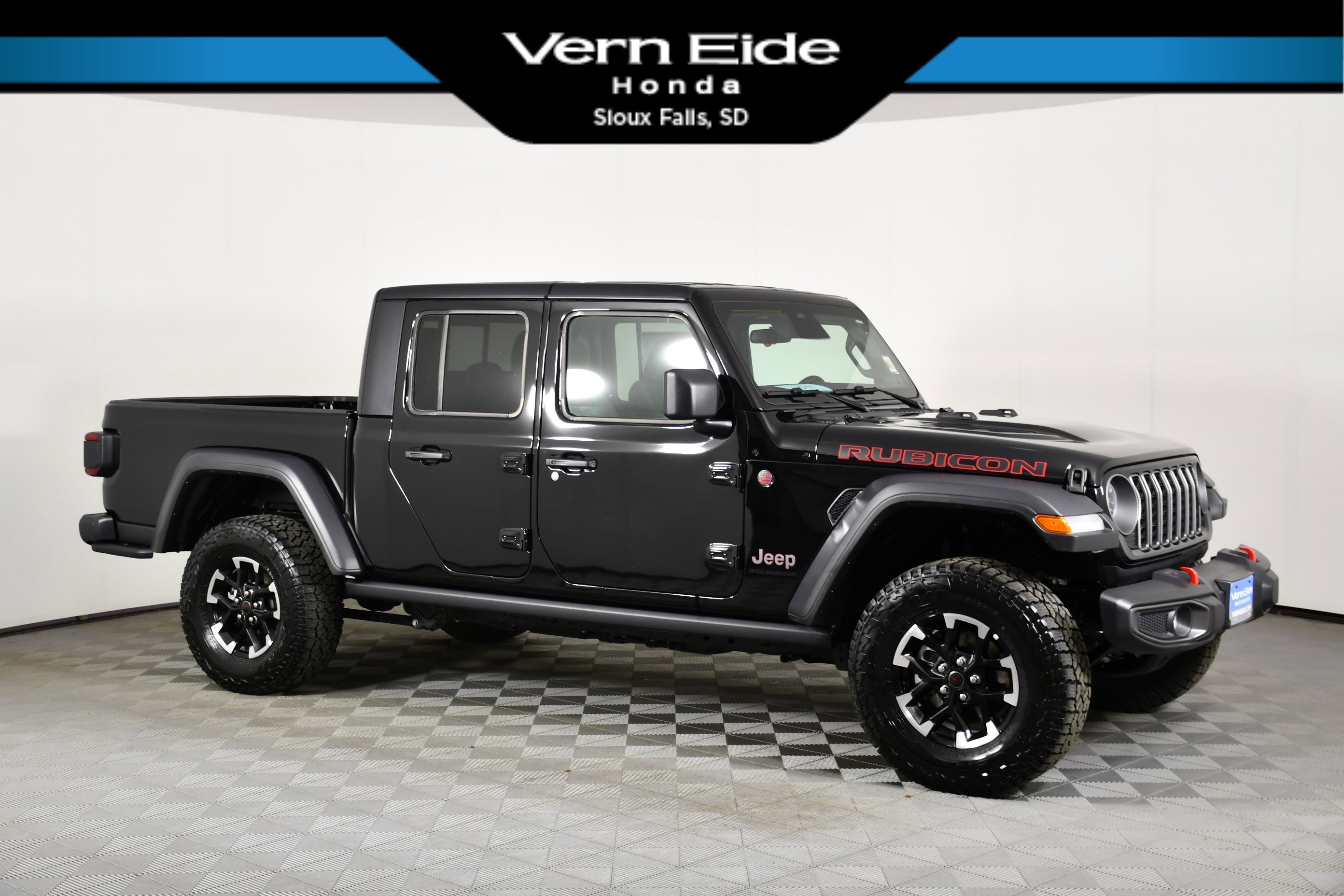 2026 Jeep Gladiator Rubicon Auto's photo