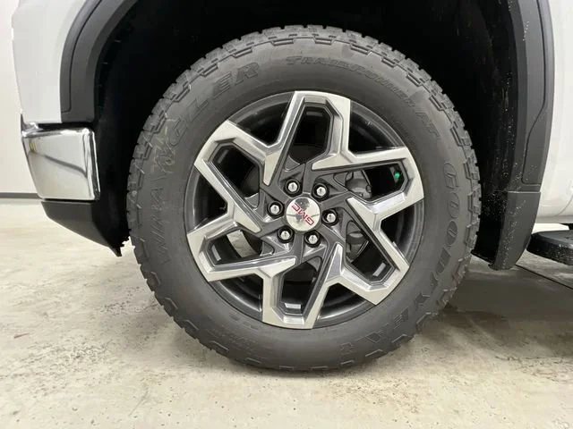2026 GMC Sierra 1500 SLT - Photo 34