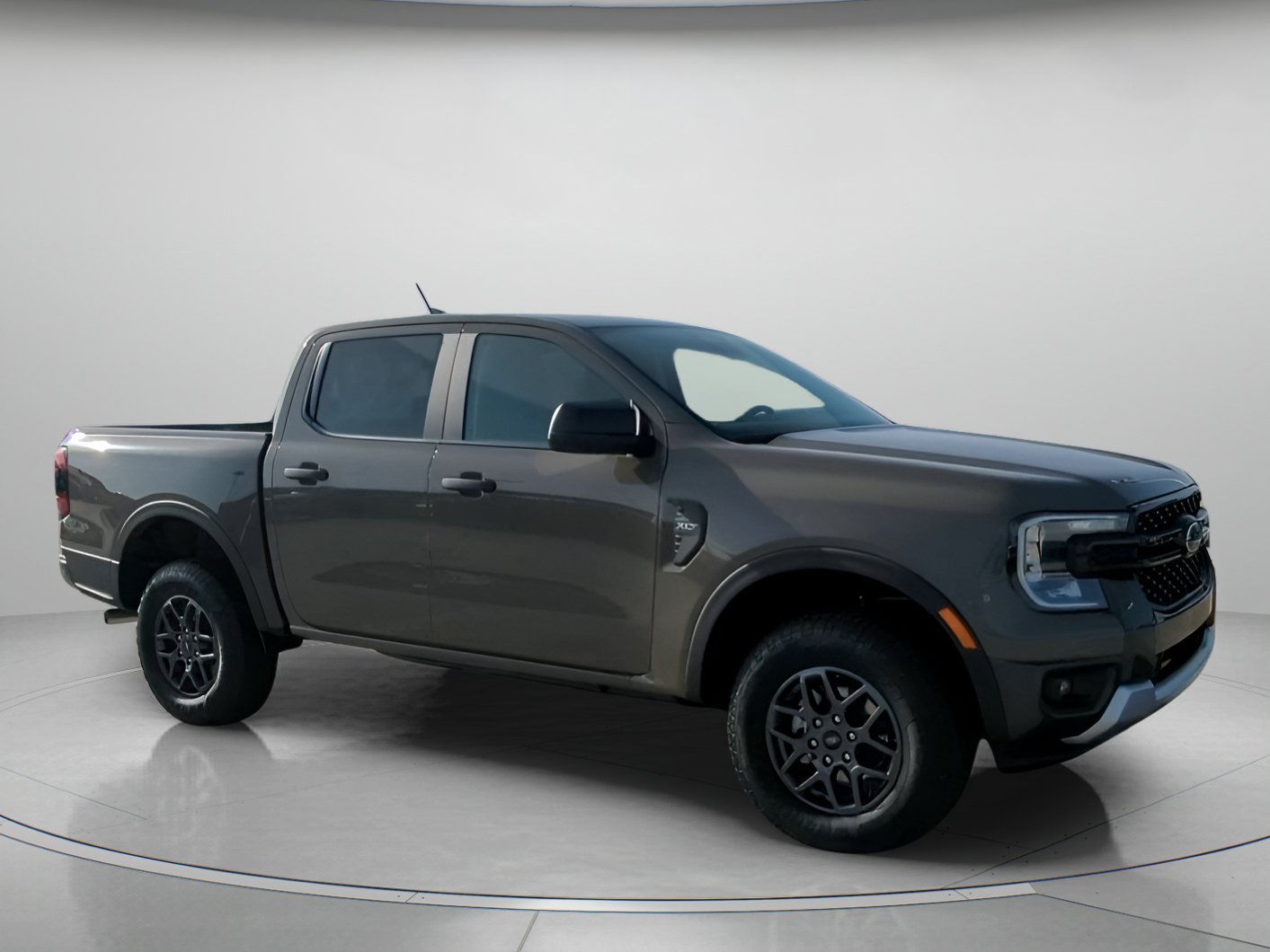 New 2026 Marsh Gray Ford XLT image 33