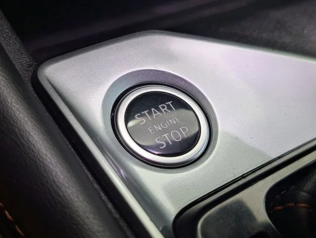 Used 2019 Deep Blue Pearl Nissan 2.5 SR image 21