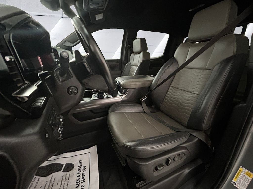 Used 2024 Gray Chevrolet ZR2 image 7