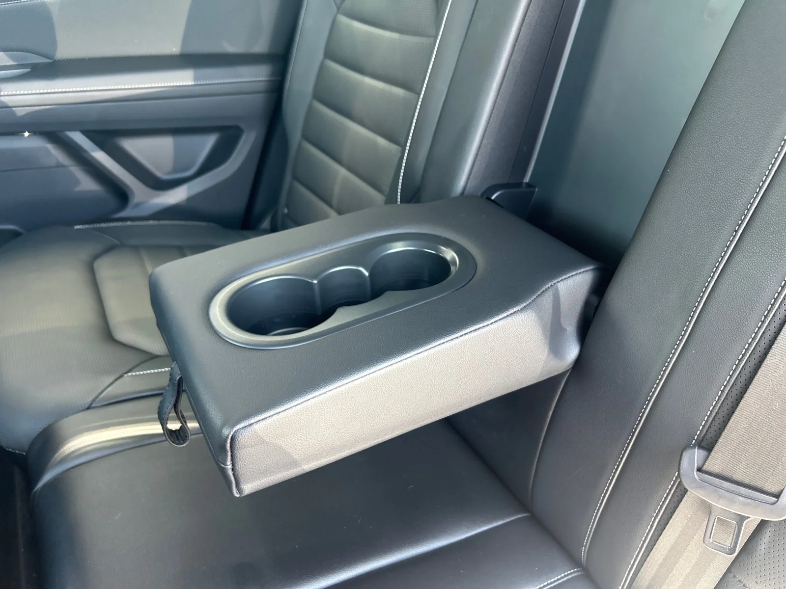 Certified Used 2024  Volkswagen SEL R-Line 4Motion image 27